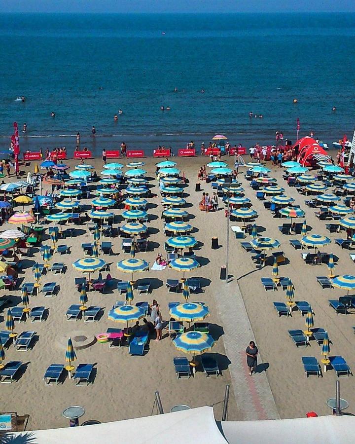 Vasos Apartment Durrës 外观 照片